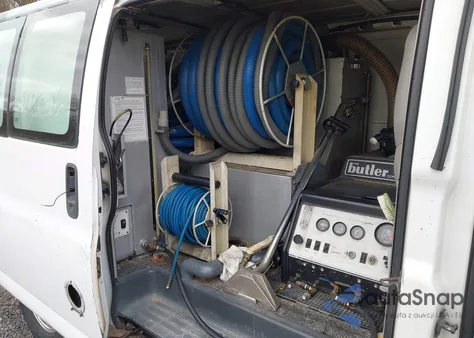 1998 GMC Savana Standard from USA, damaged, VIN 1GTHG35R0W1039505